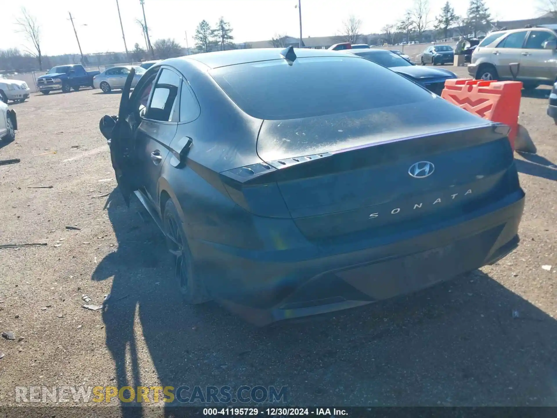 3 Photograph of a damaged car KMHL64JA8MA147060 HYUNDAI SONATA 2021