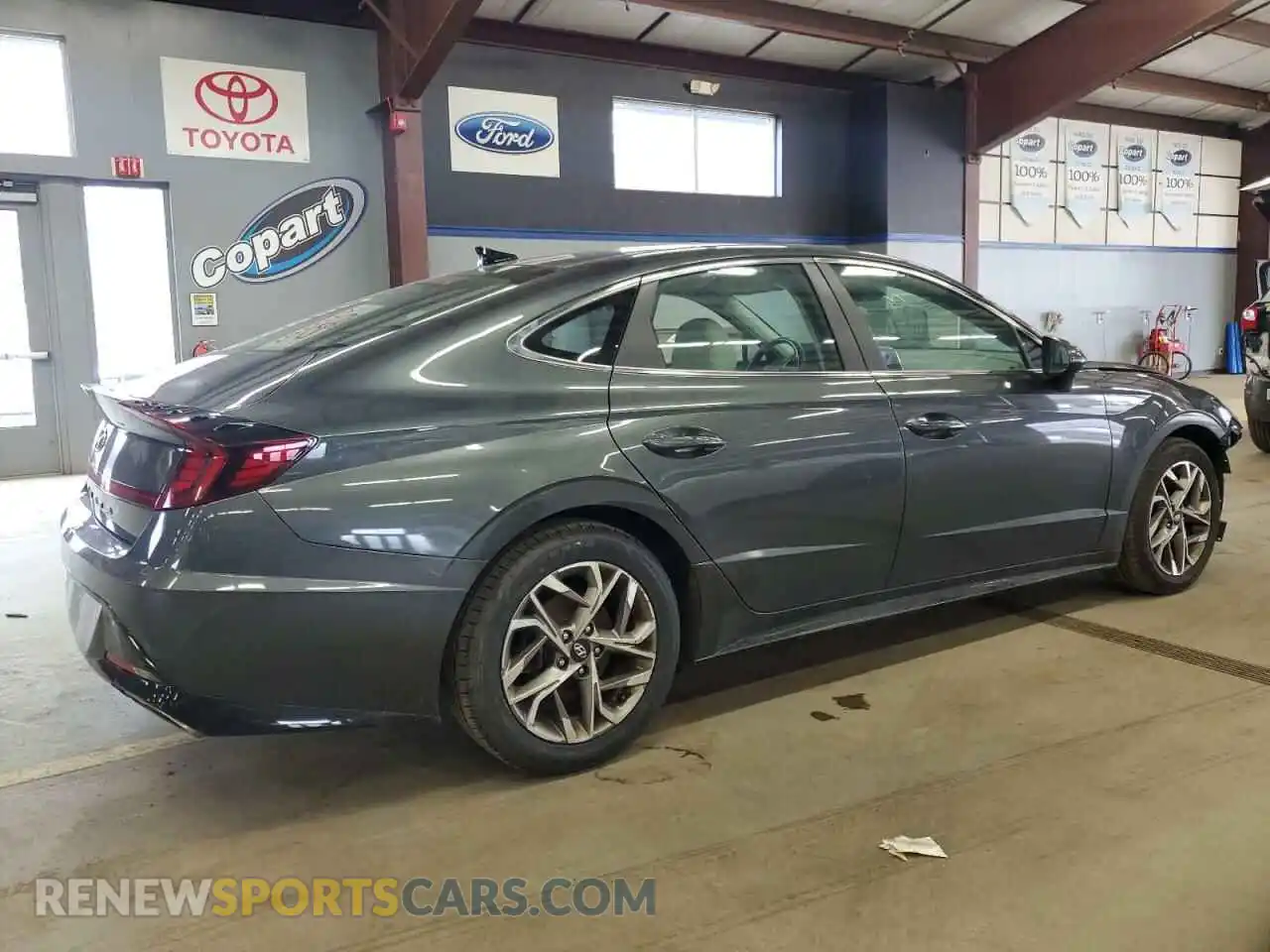 3 Photograph of a damaged car KMHL64JA8MA167065 HYUNDAI SONATA 2021