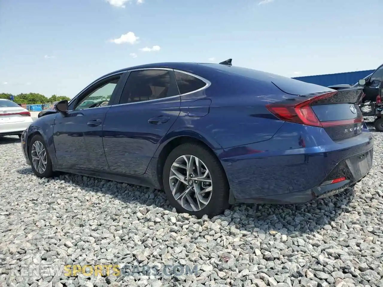 2 Photograph of a damaged car 5NPEL4JAXNH145195 HYUNDAI SONATA 2022