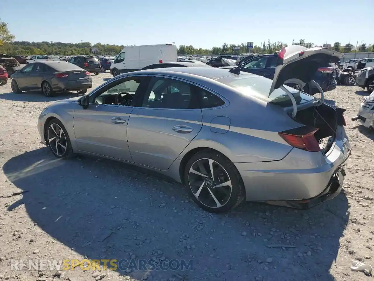 2 fotografías del automóvil dañado KMHL44J26PA311229 HYUNDAI SONATA 2023