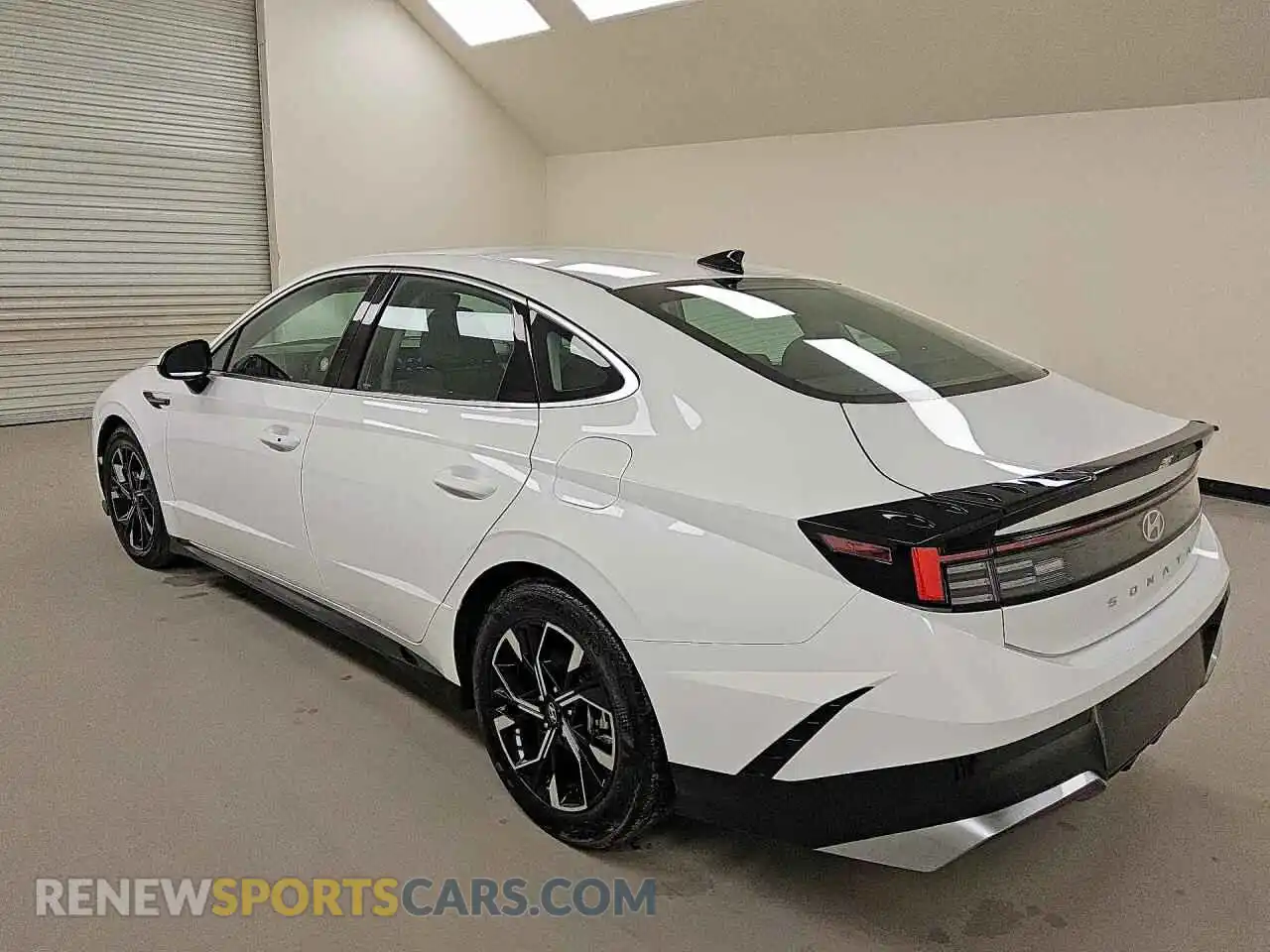 2 Photograph of a damaged car KMHL64JAXSA499103 HYUNDAI SONATA 2025