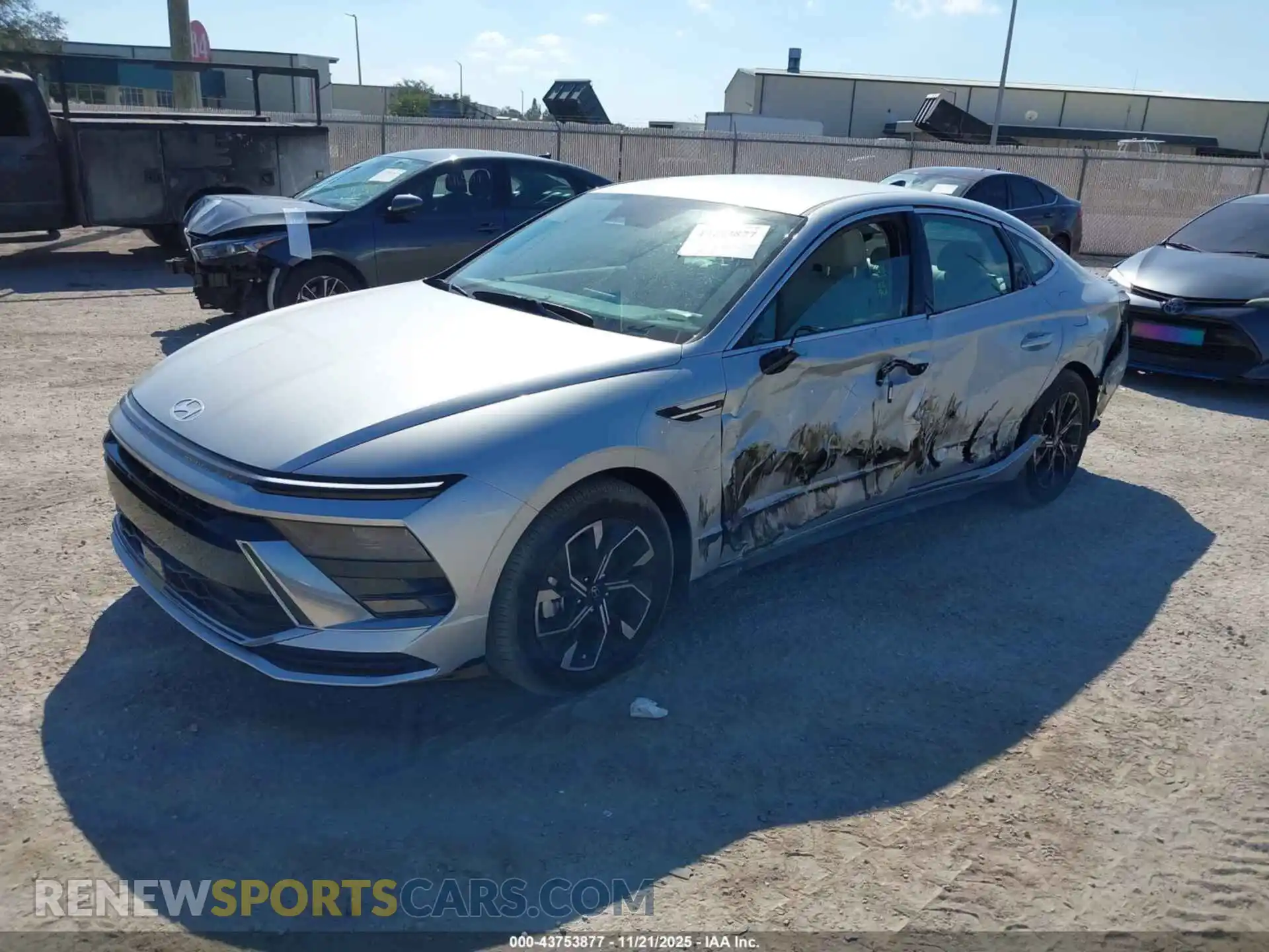 2 Photograph of a damaged car KMHL64JAXSA504476 HYUNDAI SONATA 2025