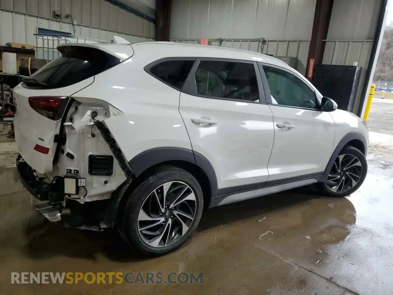 3 Photograph of a damaged car KM8J3CAL4LU201883 HYUNDAI TUCSON 2020