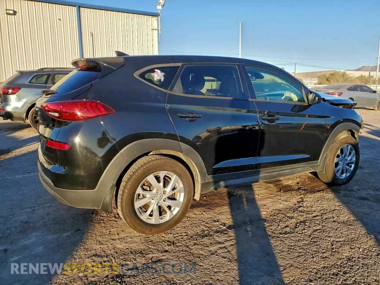 3 Фотография поврежденного автомобиля KM8J23A4XMU303220 HYUNDAI TUCSON 2021