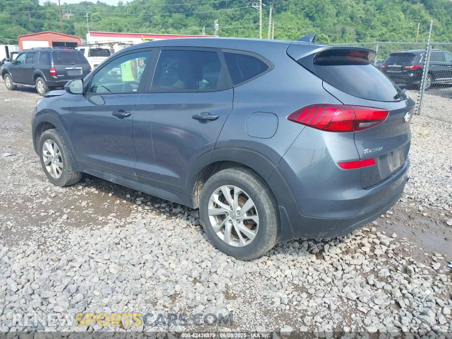 3 fotografías del automóvil dañado KM8J2CA46MU296105 HYUNDAI TUCSON 2021