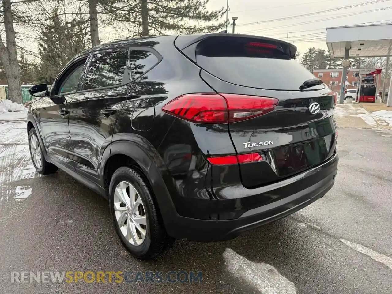 3 Photograph of a damaged car KM8J2CA47MU373385 HYUNDAI TUCSON 2021