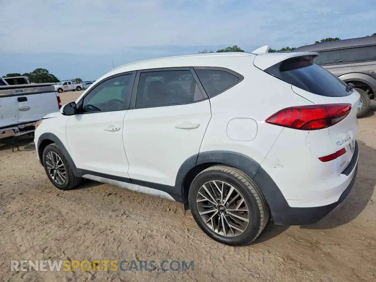2 fotografías del automóvil dañado KM8J33AL2MU304480 HYUNDAI TUCSON 2021
