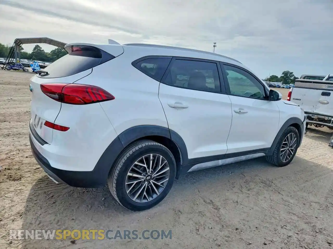 3 fotografías del automóvil dañado KM8J33AL2MU304480 HYUNDAI TUCSON 2021