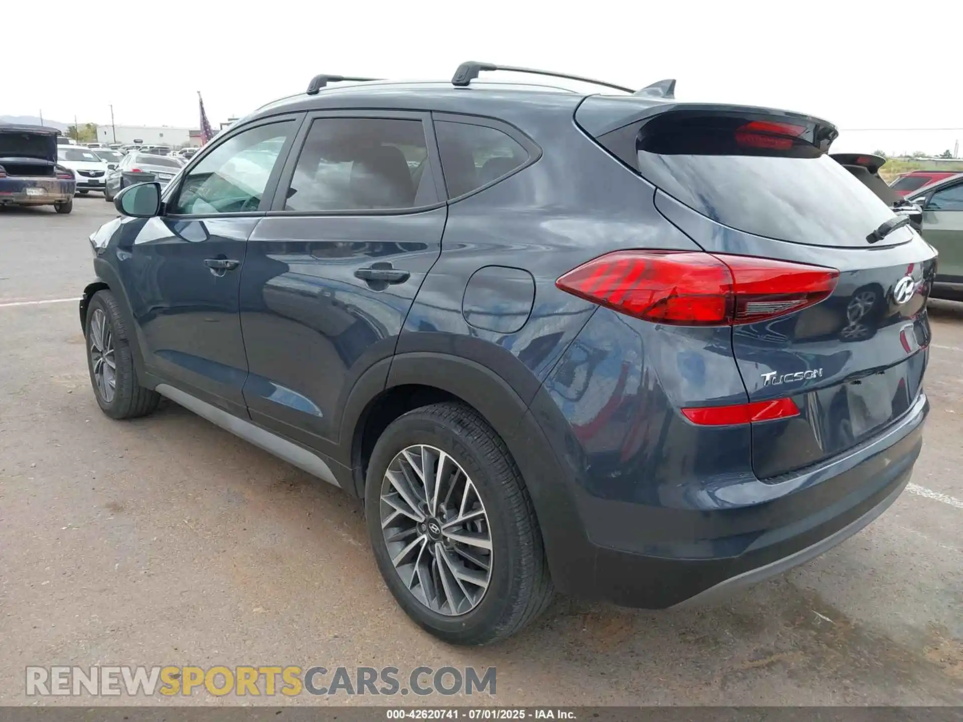3 Photograph of a damaged car KM8J33AL8MU345776 HYUNDAI TUCSON 2021