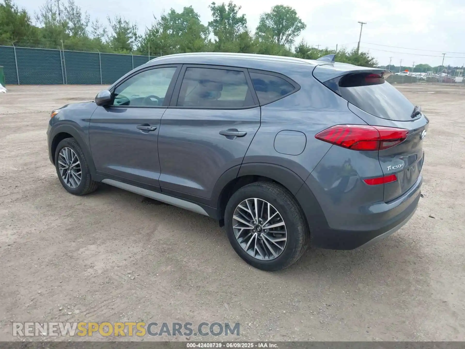 3 Photograph of a damaged car KM8J3CALXMU395238 HYUNDAI TUCSON 2021