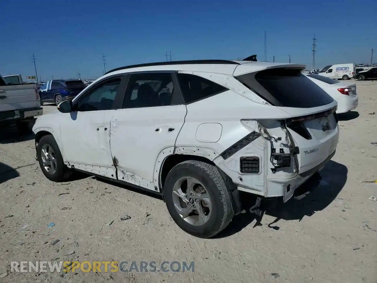 2 Photograph of a damaged car 5NMJB3AE3NH056984 HYUNDAI TUCSON 2022