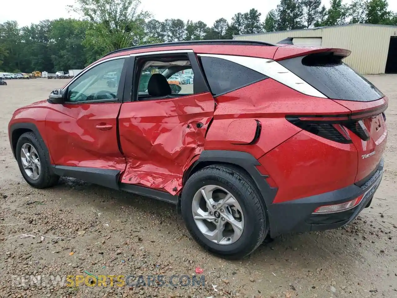 2 Photograph of a damaged car 5NMJB3AE6NH084424 HYUNDAI TUCSON 2022