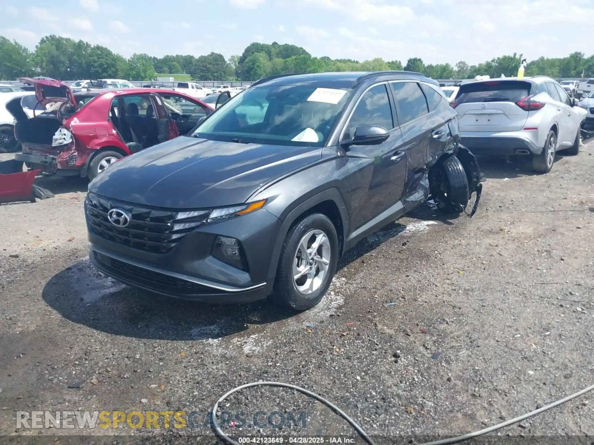 2 Photograph of a damaged car 5NMJB3AE7NH064439 HYUNDAI TUCSON 2022