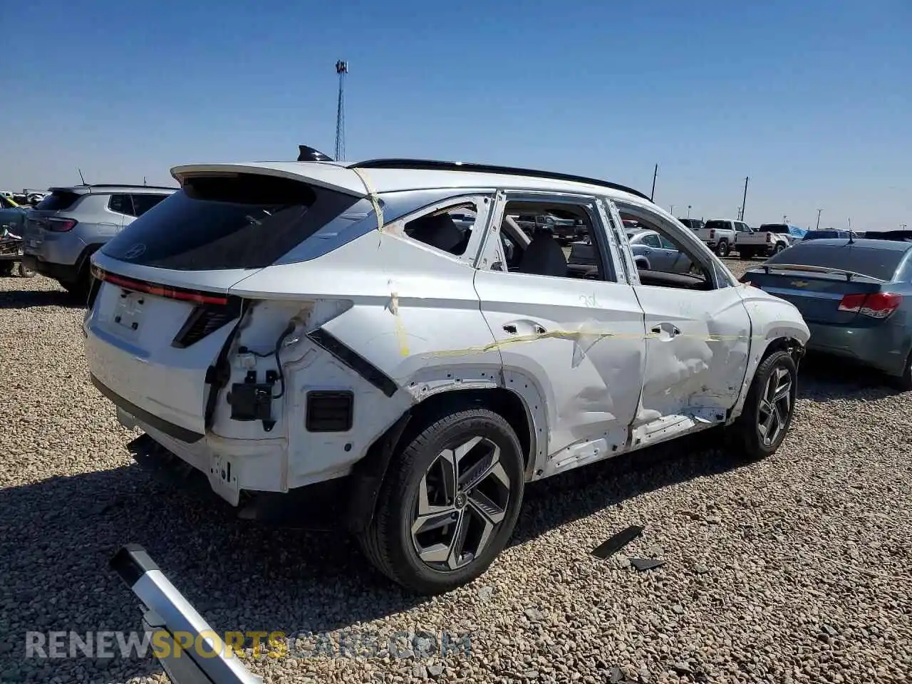3 Photograph of a damaged car 5NMJE3AE6NH028300 HYUNDAI TUCSON 2022