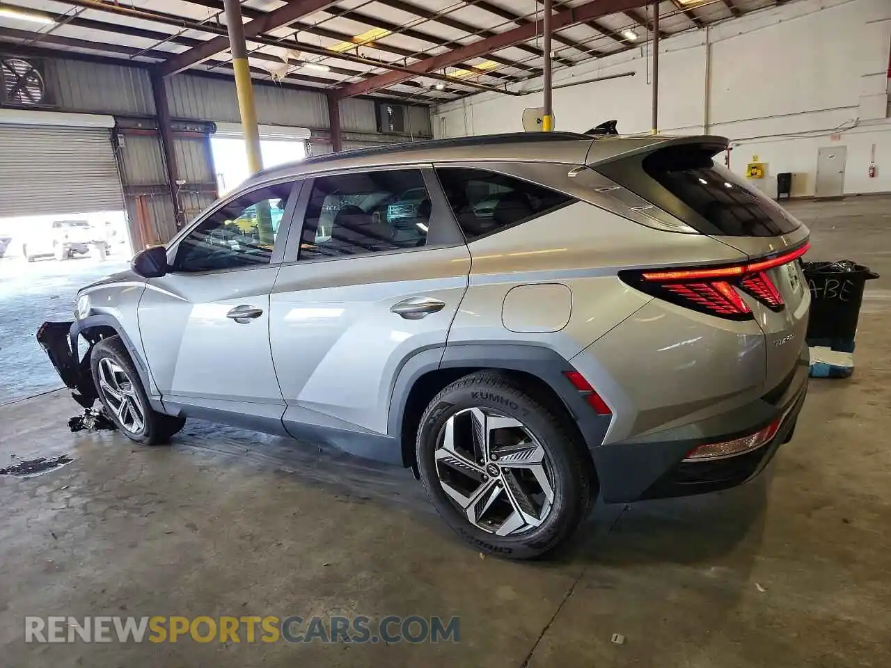 2 fotografías del automóvil dañado 5NMJF3AE2NH007781 HYUNDAI TUCSON 2022