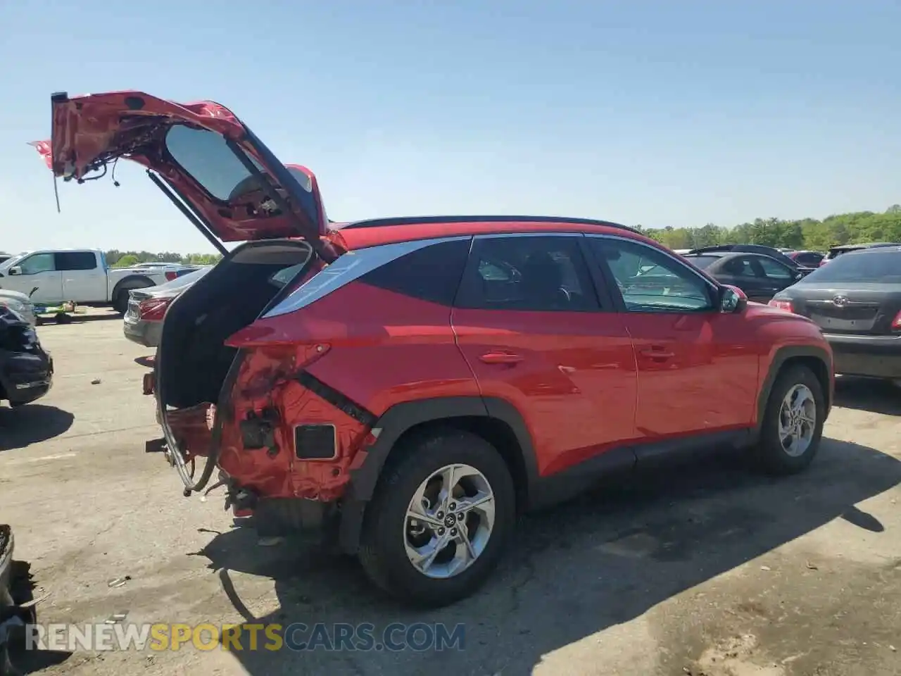 3 Photograph of a damaged car 5NMJB3AE0PH216029 HYUNDAI TUCSON 2023