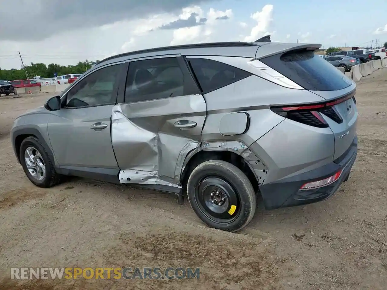 2 Photograph of a damaged car 5NMJB3AE1PH218744 HYUNDAI TUCSON 2023