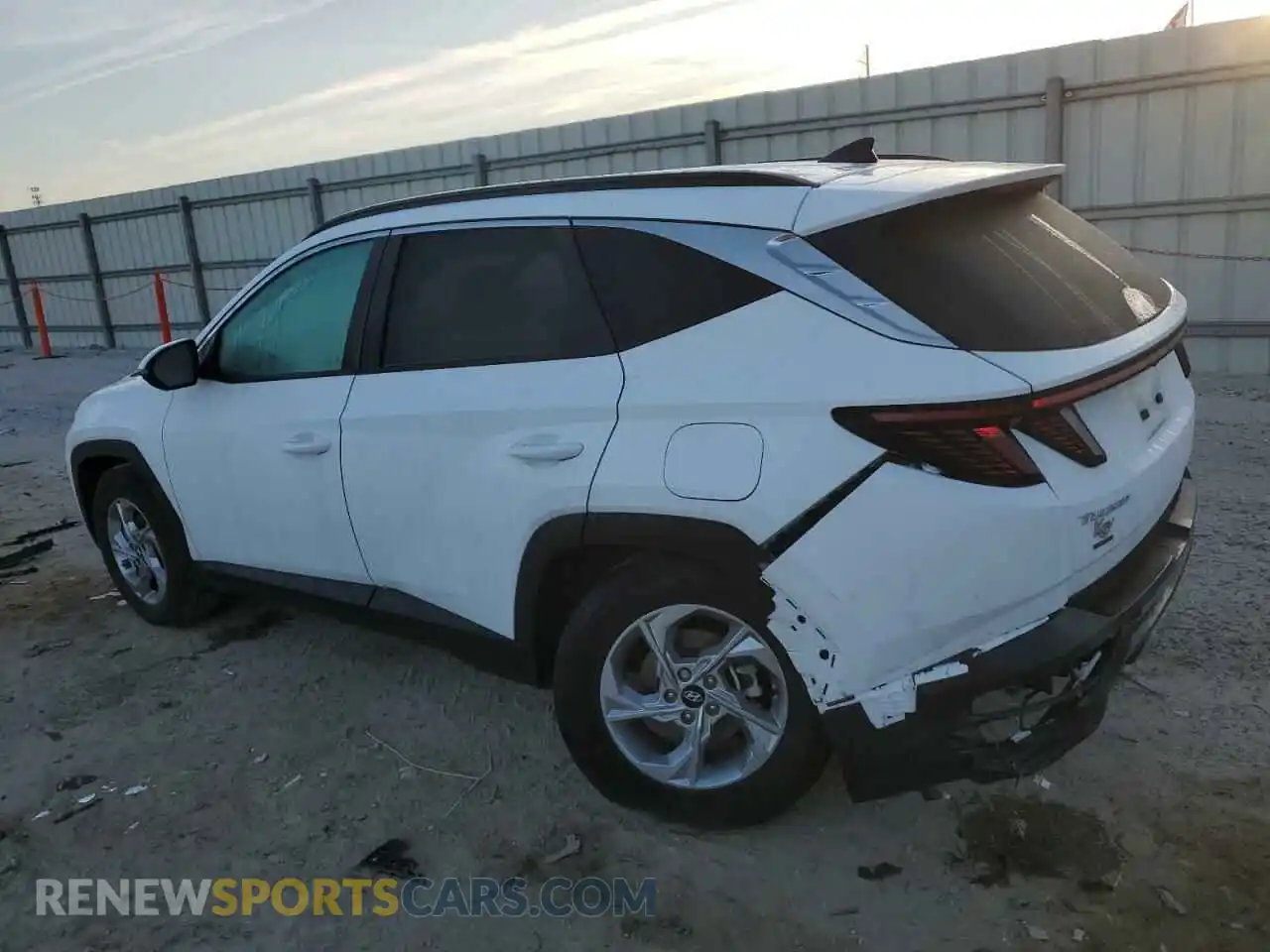 2 Photograph of a damaged car 5NMJB3AE1PH292665 HYUNDAI TUCSON 2023