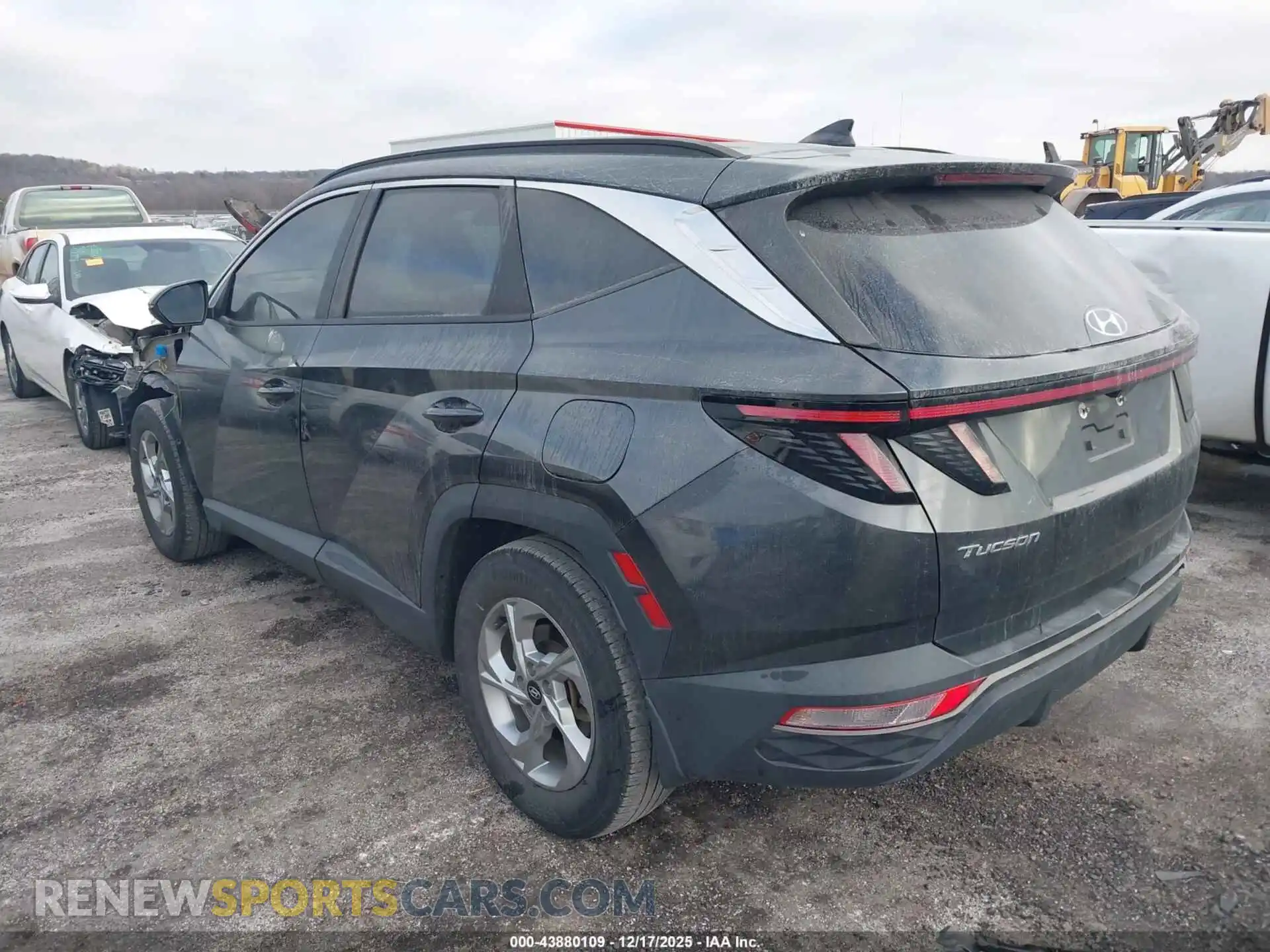 3 Photograph of a damaged car 5NMJB3AE3PH244844 HYUNDAI TUCSON 2023