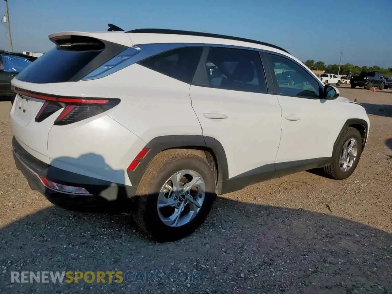 3 Photograph of a damaged car 5NMJB3AE3PH292022 HYUNDAI TUCSON 2023