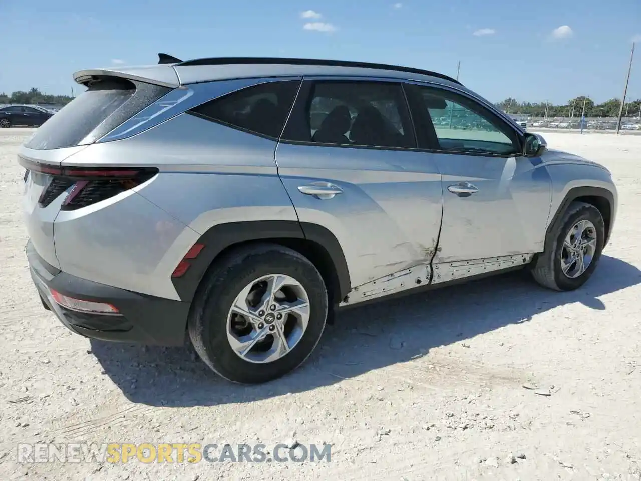 3 Photograph of a damaged car 5NMJB3AE5PH178992 HYUNDAI TUCSON 2023