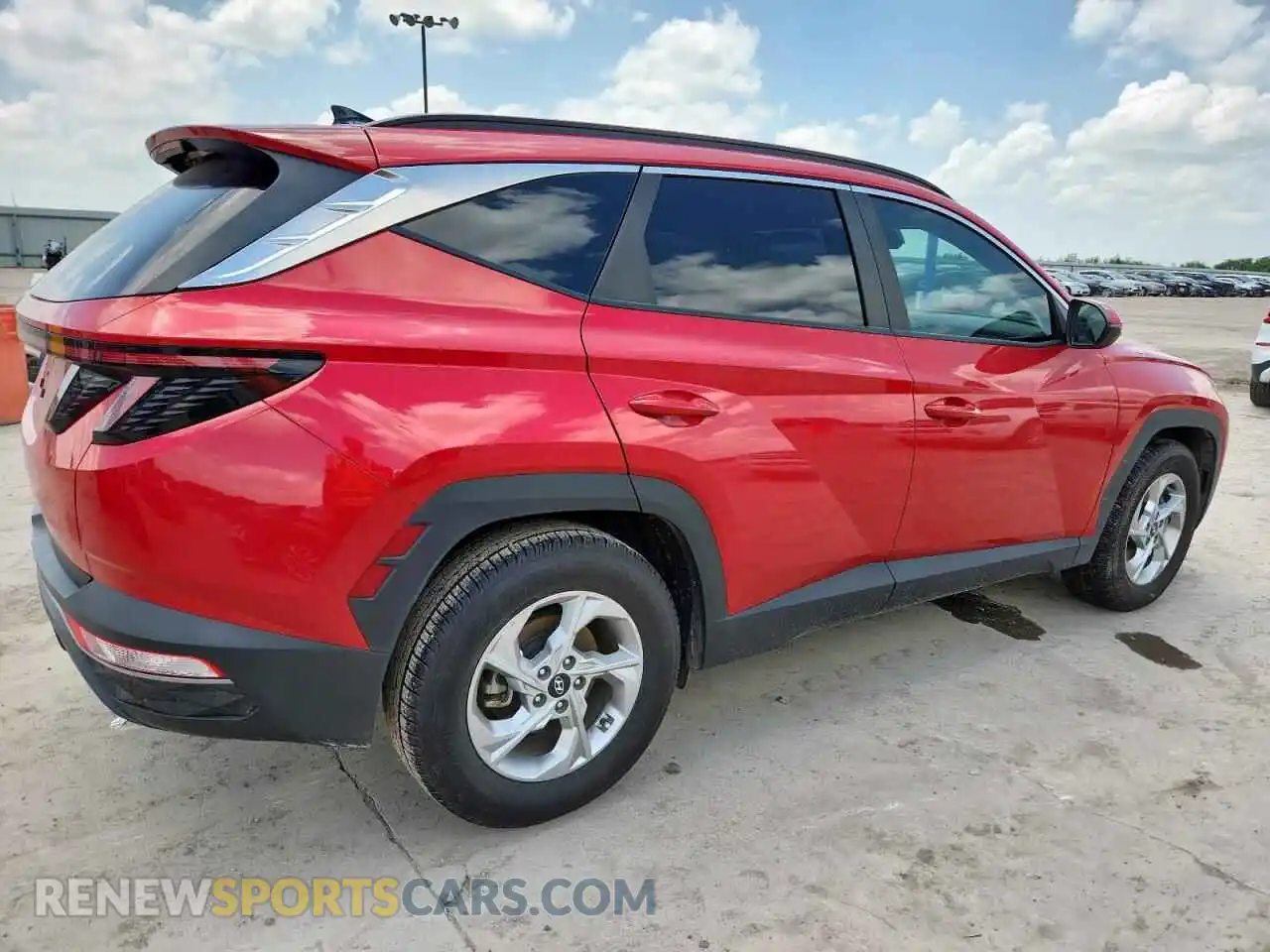 3 Photograph of a damaged car 5NMJB3AE5PH236955 HYUNDAI TUCSON 2023