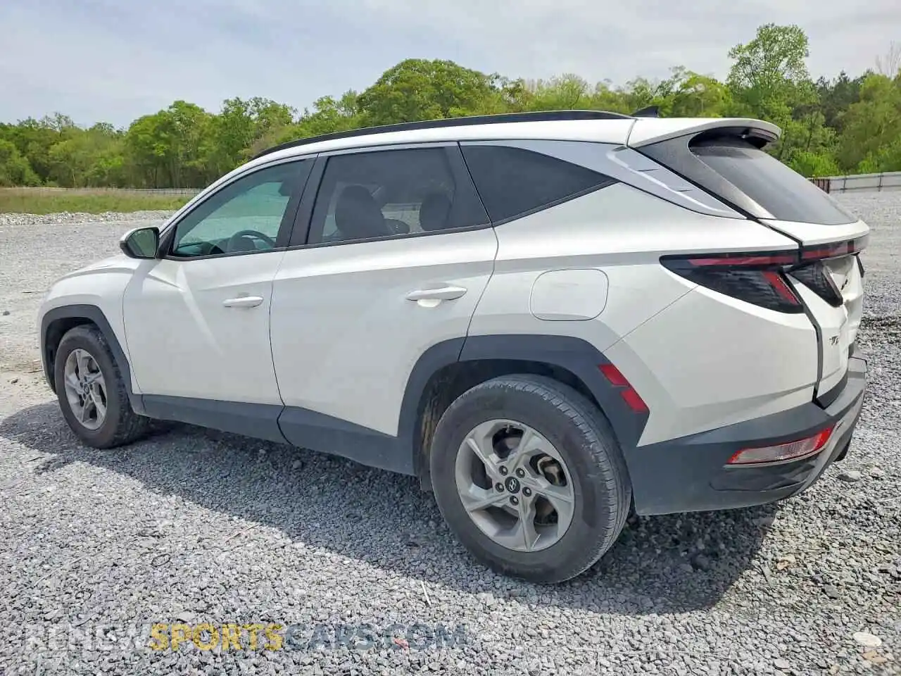 2 Photograph of a damaged car 5NMJB3AE7PH237525 HYUNDAI TUCSON 2023