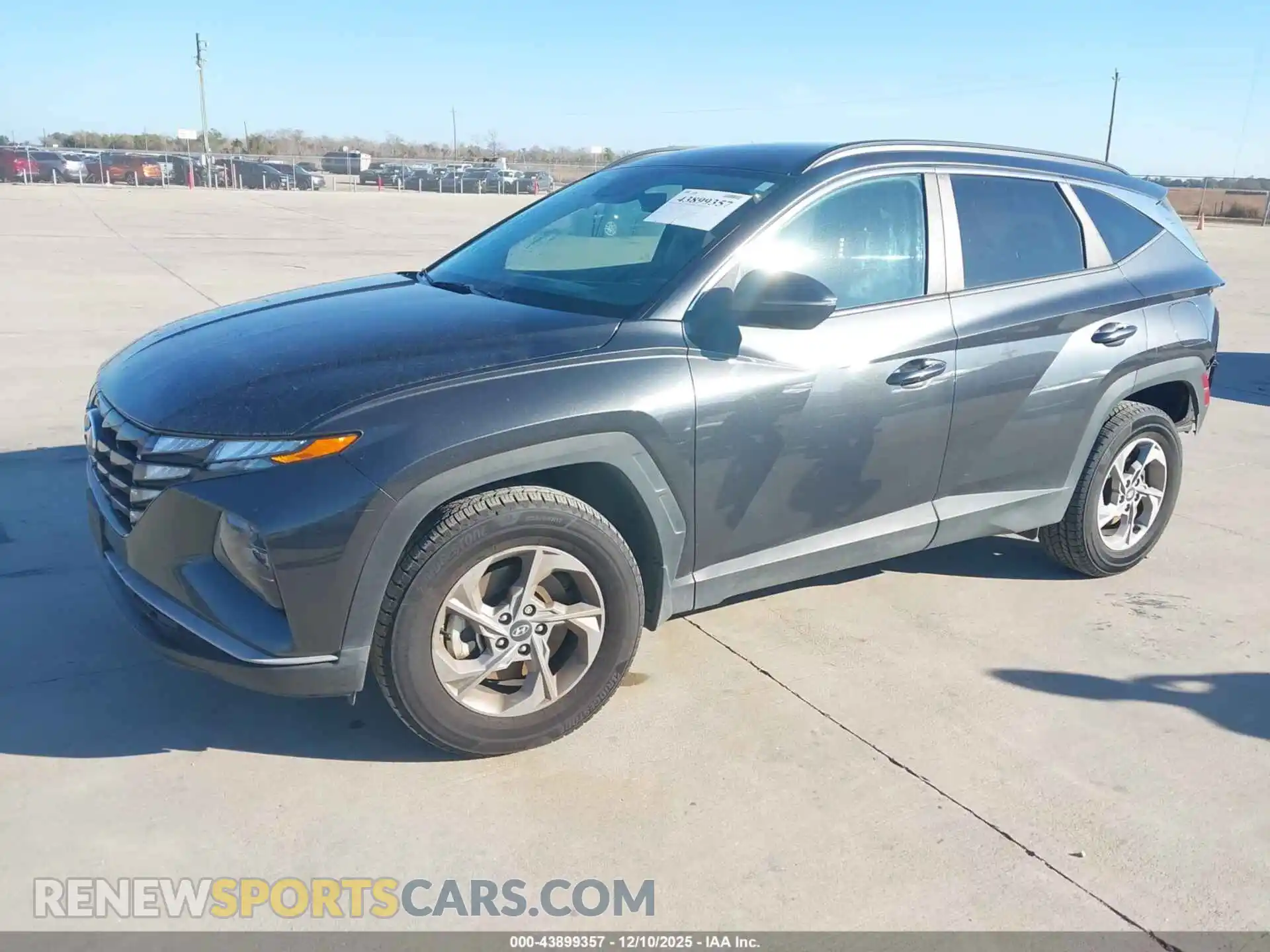 2 Photograph of a damaged car 5NMJBCAE1PH212183 HYUNDAI TUCSON 2023
