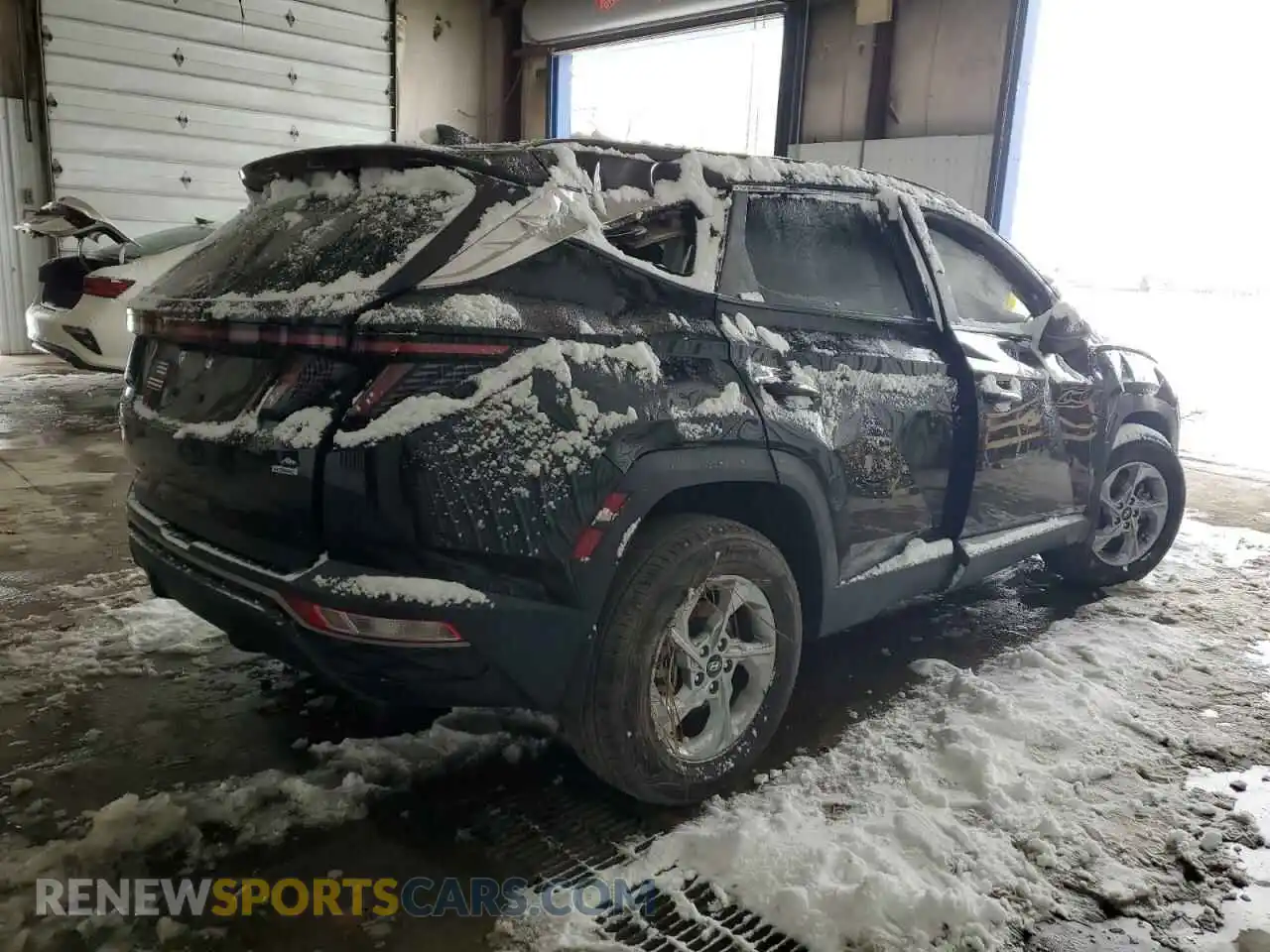 3 fotografías del automóvil dañado 5NMJBCAE6PH175907 HYUNDAI TUCSON 2023
