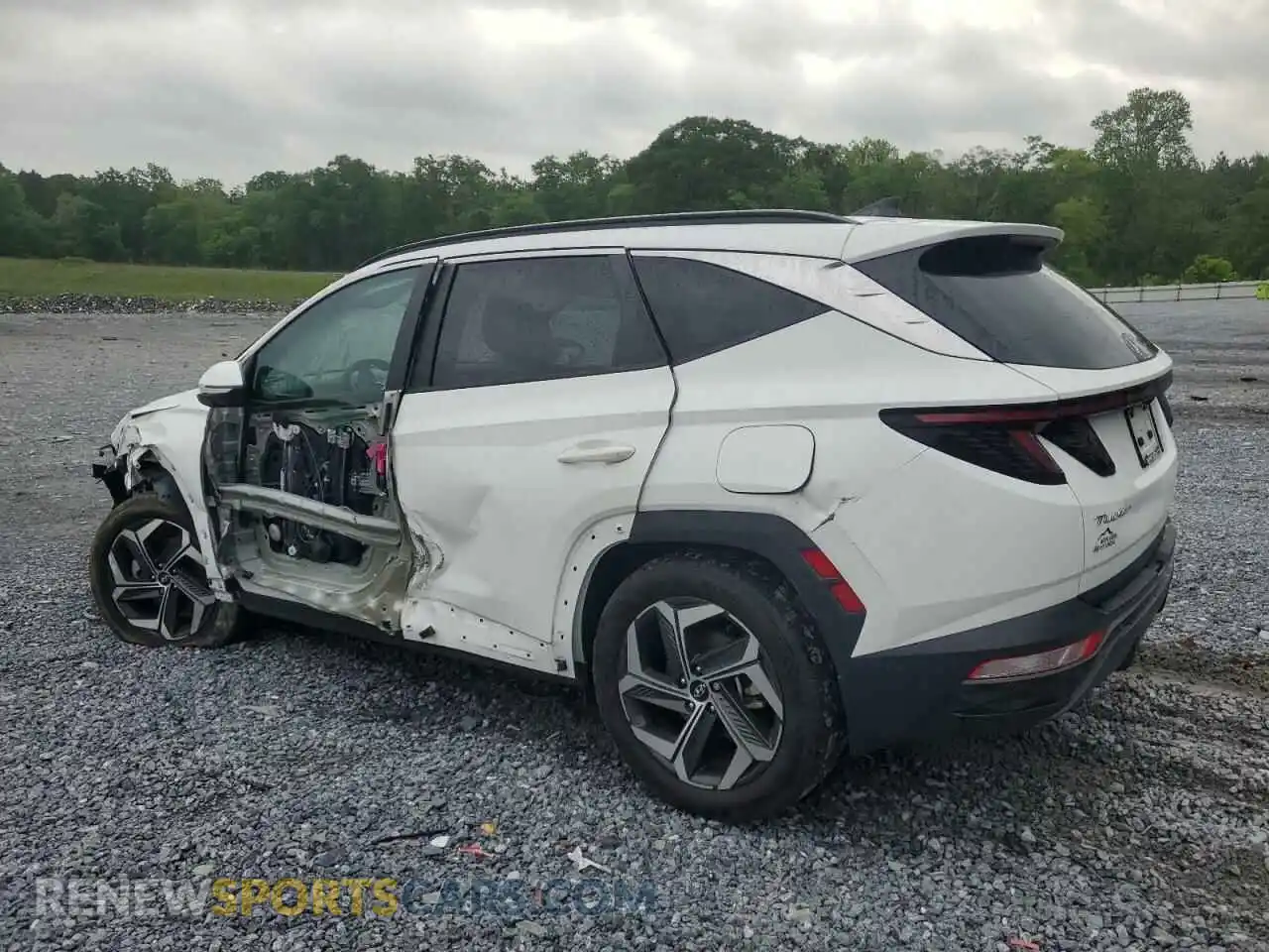 2 fotografías del automóvil dañado 5NMJF3AE8PH247694 HYUNDAI TUCSON 2023