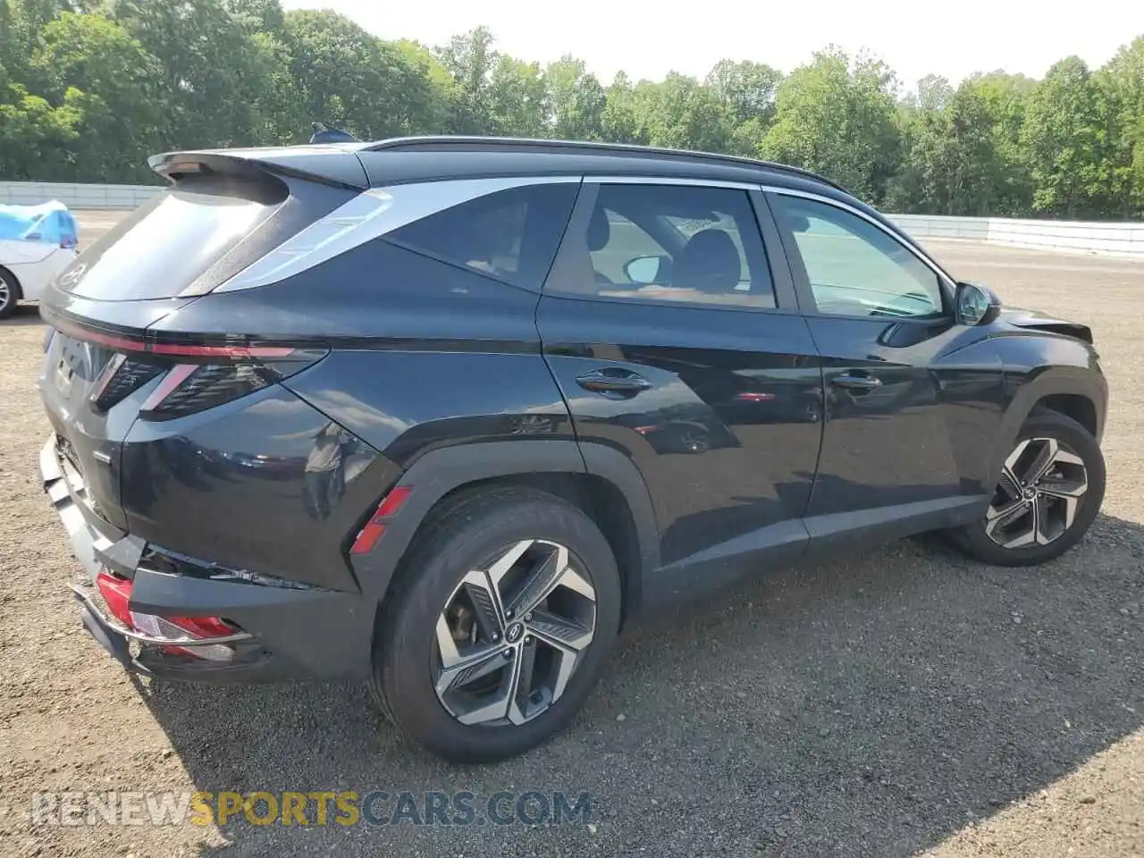3 Photograph of a damaged car 5NMJFCAE2PH258111 HYUNDAI TUCSON 2023