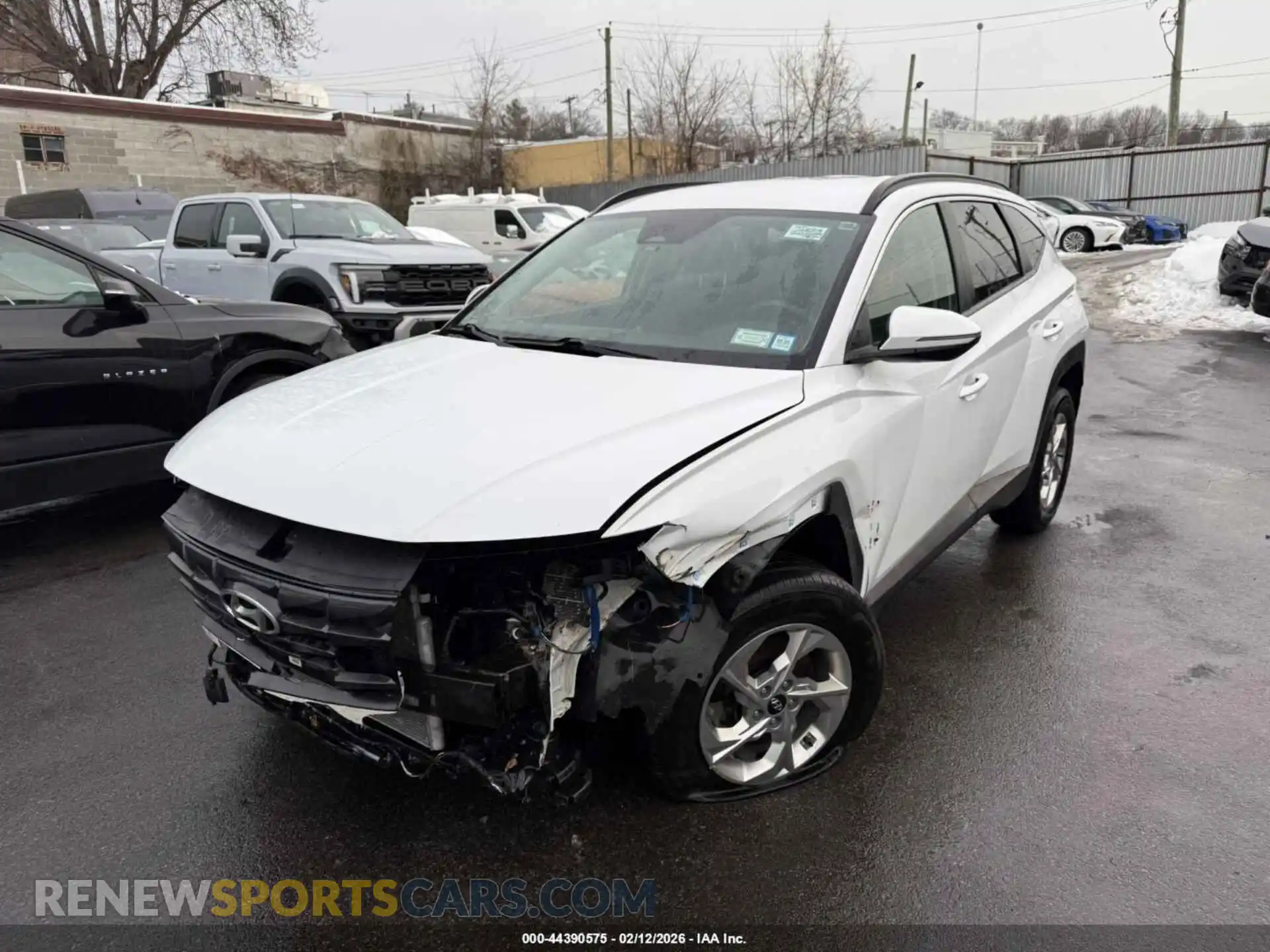 2 fotografías del automóvil dañado KM8JBCAE0PU195316 HYUNDAI TUCSON 2023