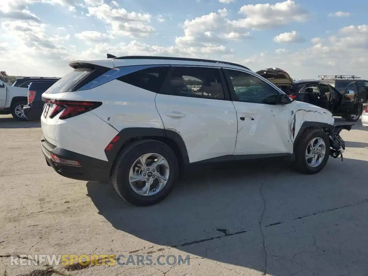 3 Фотография поврежденного автомобиля 5NMJB3DE2RH397276 HYUNDAI TUCSON 2024