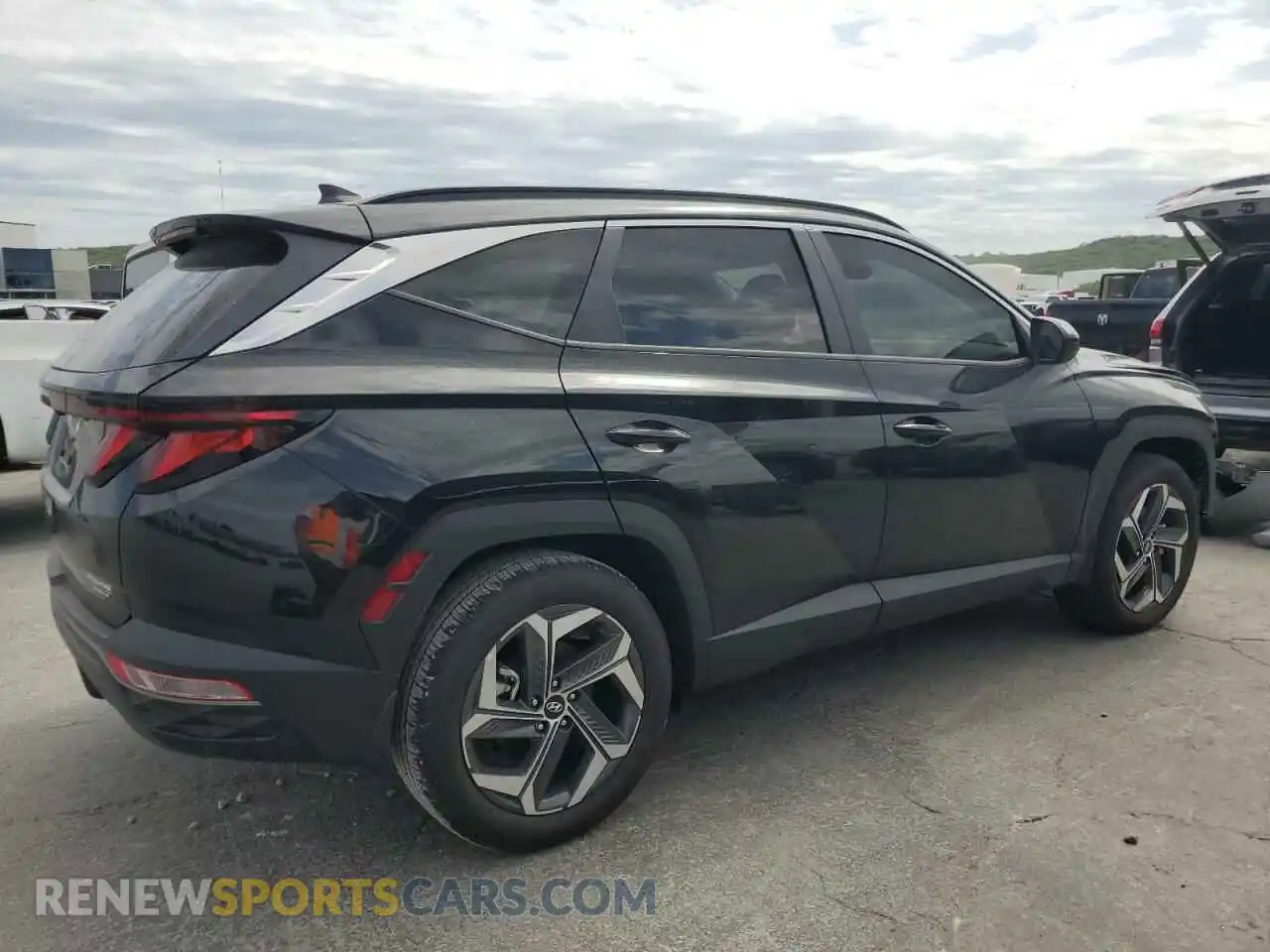 3 fotografías del automóvil dañado 5NMJB3DE3RH420967 HYUNDAI TUCSON 2024