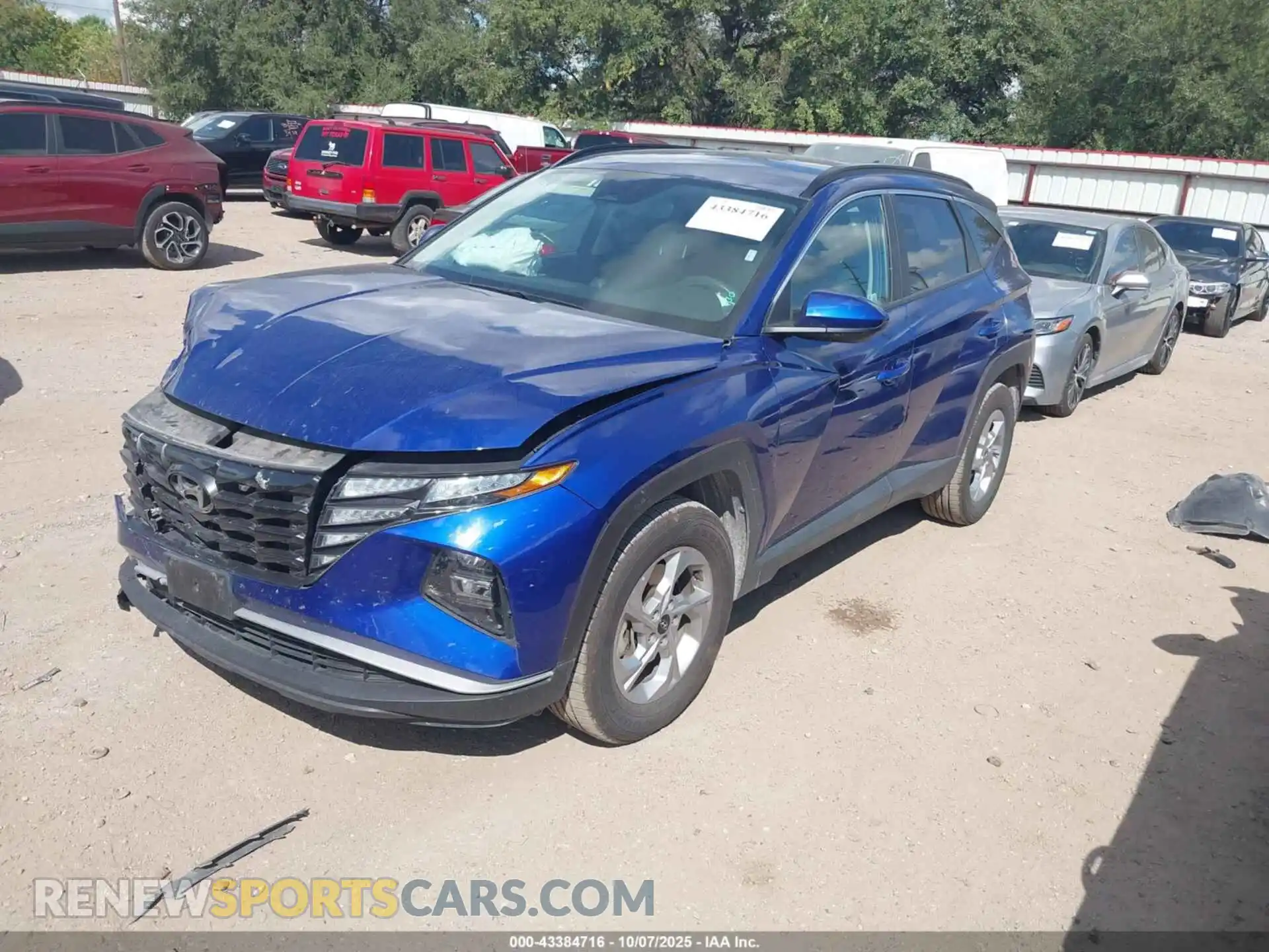 2 Photograph of a damaged car 5NMJBCDE9RH347345 HYUNDAI TUCSON 2024