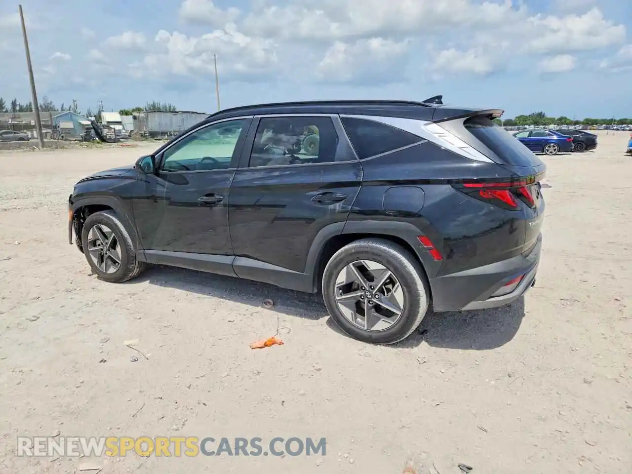 2 fotografías del automóvil dañado 5NMJB3DE8SH535263 HYUNDAI TUCSON 2025