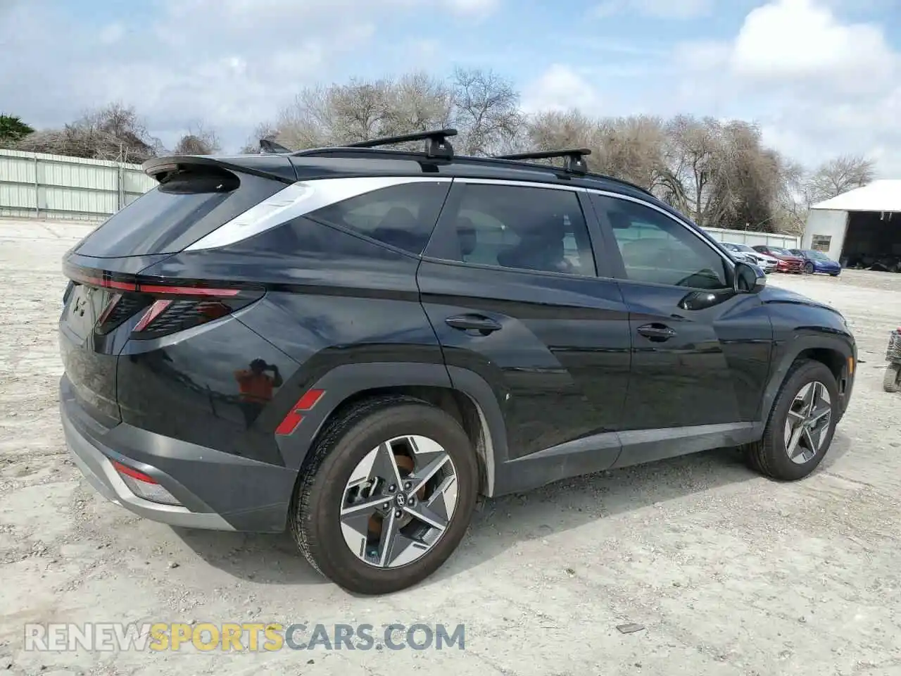 3 Photograph of a damaged car 5NMJC3DEXSH466735 HYUNDAI TUCSON 2025