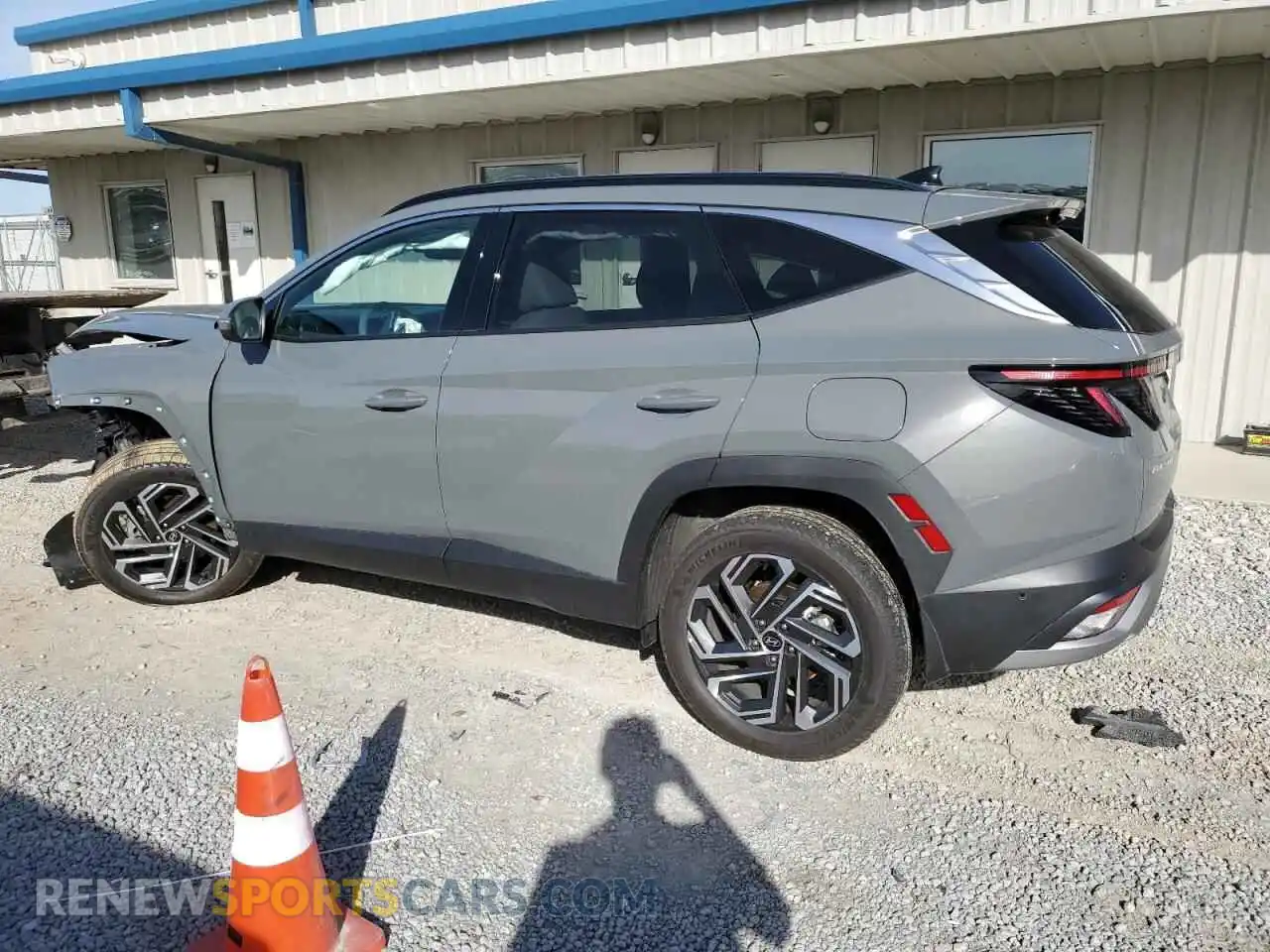 2 Photograph of a damaged car 5NMJECDE4SH586010 HYUNDAI TUCSON 2025