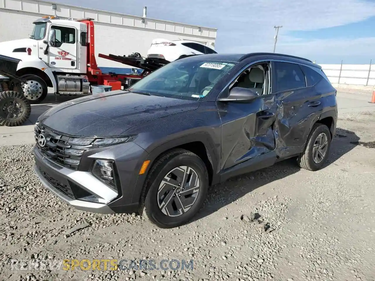 1 Photograph of a damaged car KM8JBDD19SU322409 HYUNDAI TUCSON 2025