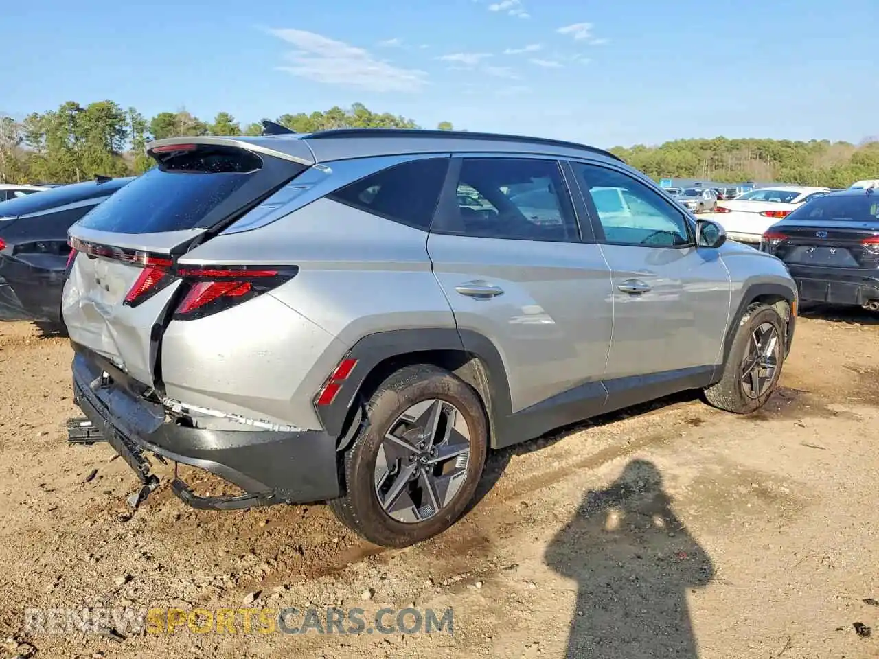3 fotografías del automóvil dañado 5NMJB3DEXTH624771 HYUNDAI TUCSON 2026