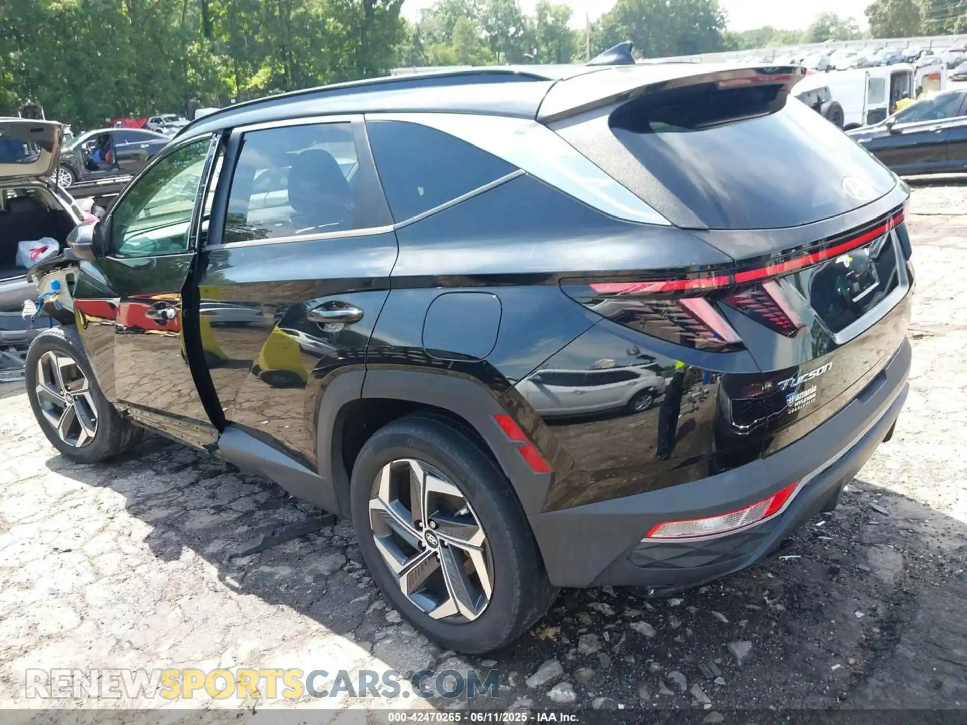 3 Photograph of a damaged car KM8JFCA13NU023215 HYUNDAI TUCSON HYBRID 2022