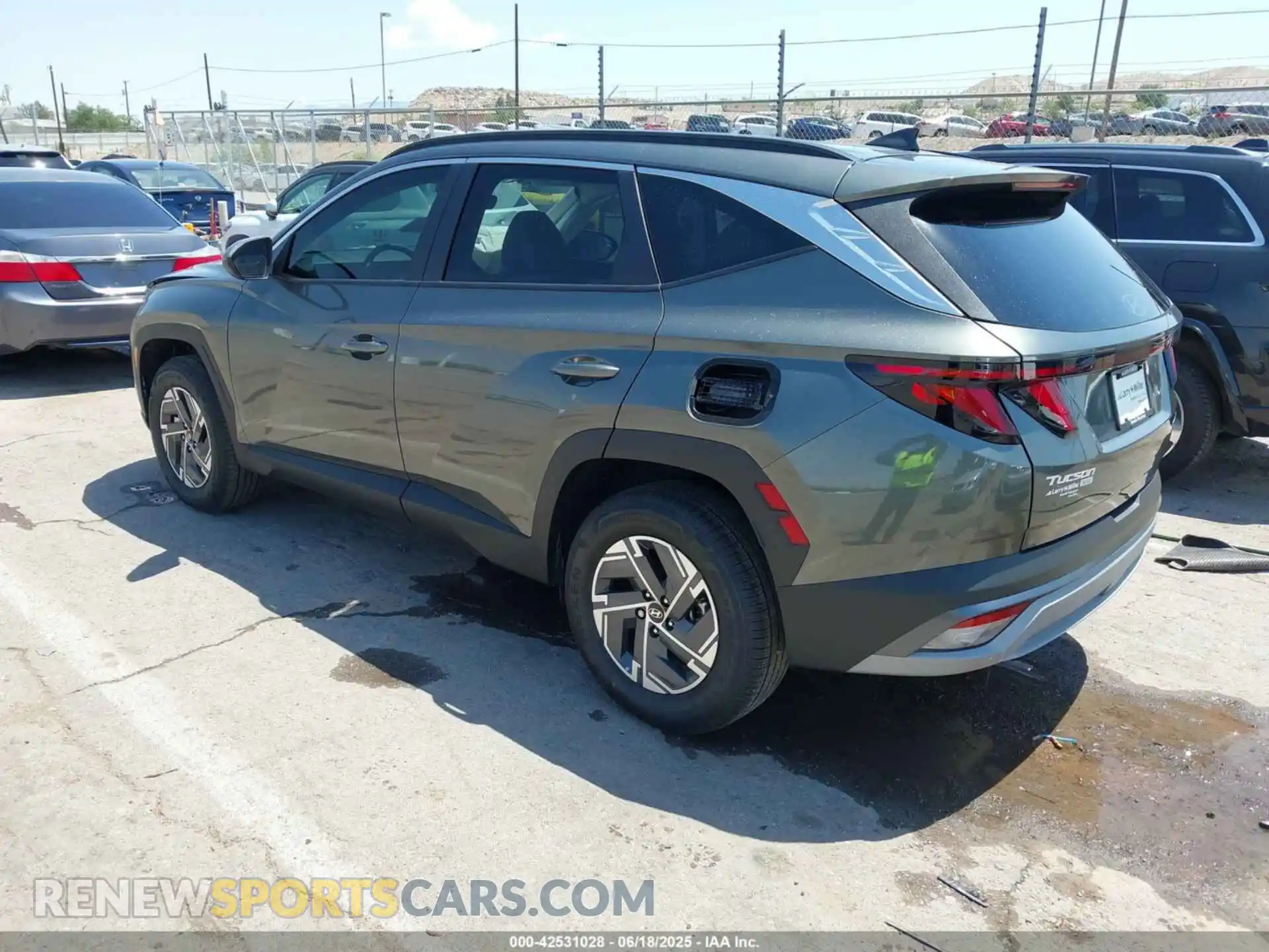 3 Photograph of a damaged car KM8JBDD1XSU273205 HYUNDAI TUCSON HYBRID 2025