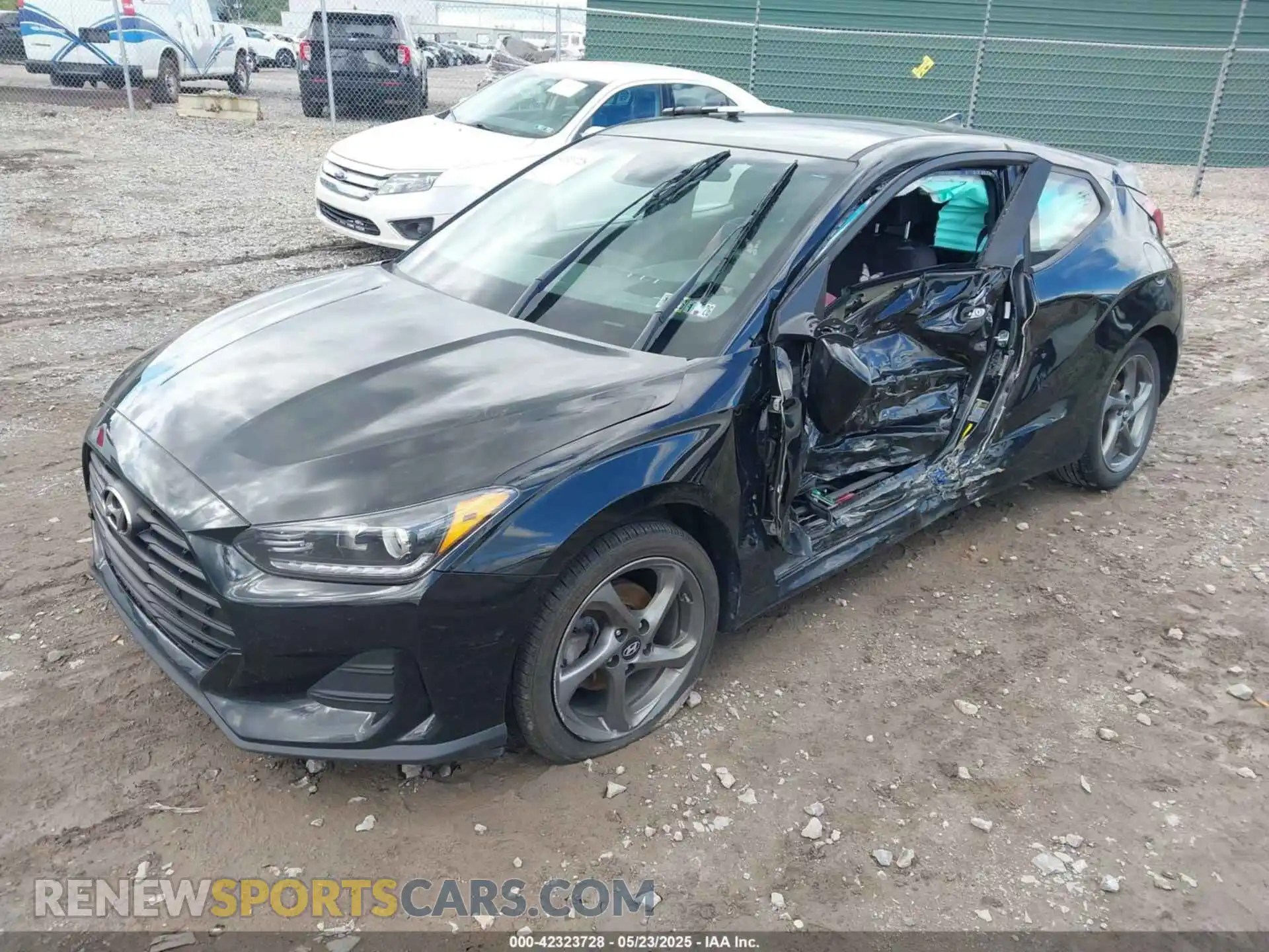 2 Фотография поврежденного автомобиля KMHTG6AF0KU006239 HYUNDAI VELOSTER 2019