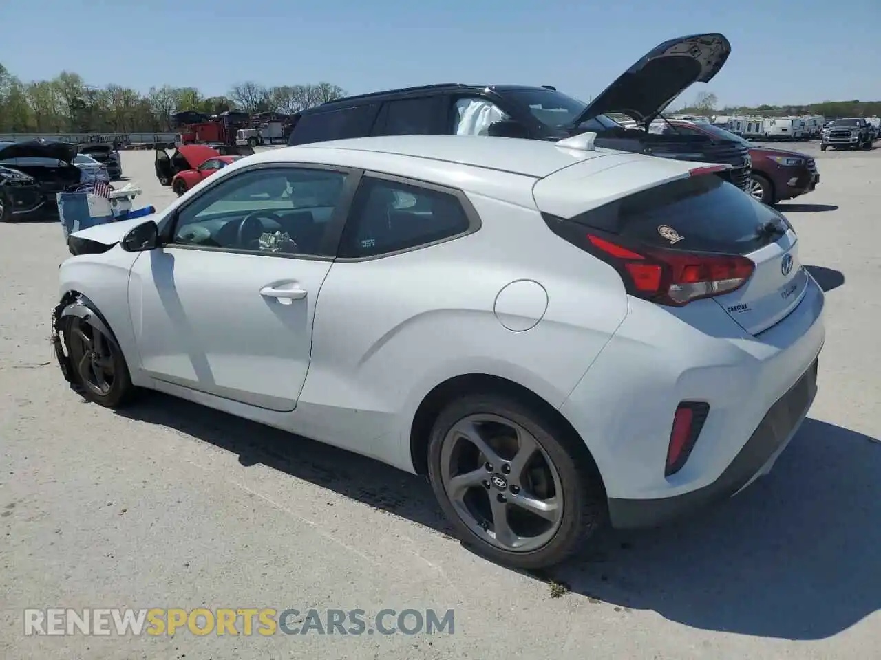 2 Photograph of a damaged car KMHTG6AF4KU013856 HYUNDAI VELOSTER 2019