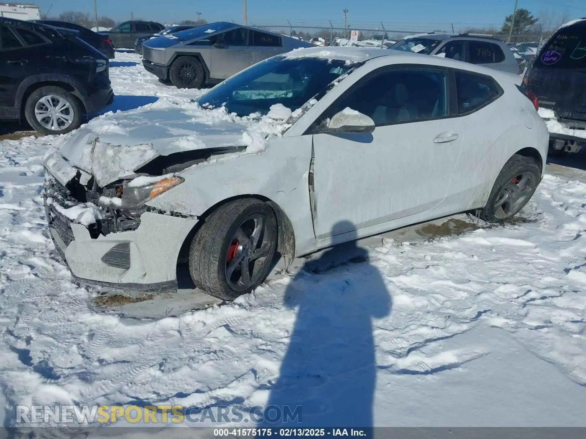 2 Photograph of a damaged car KMHTG6AFXKU018415 HYUNDAI VELOSTER 2019