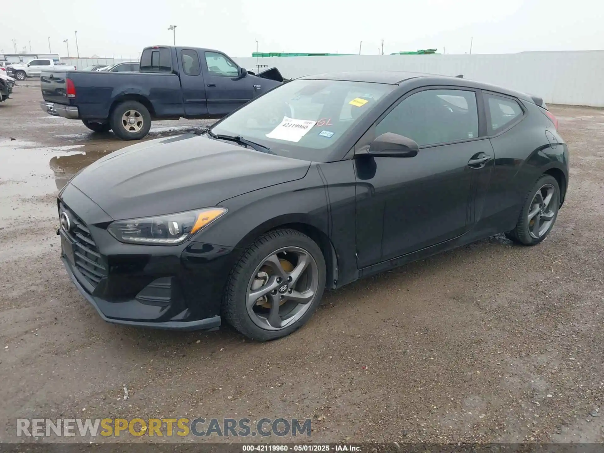 2 Photograph of a damaged car KMHTG6AFXKU019550 HYUNDAI VELOSTER 2019