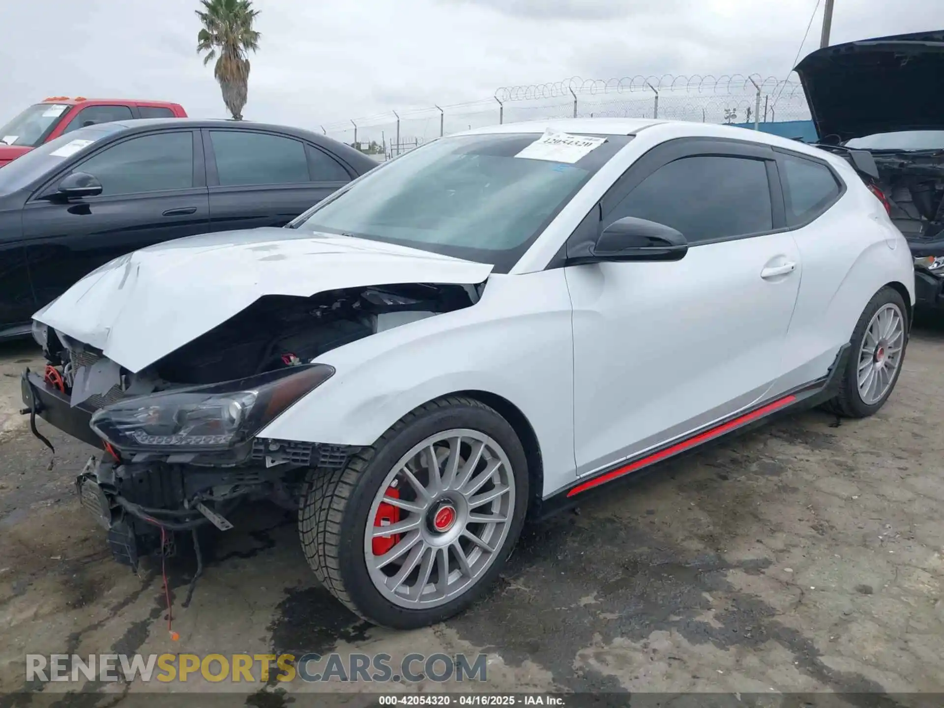 2 fotografías del automóvil dañado KMHT36AH1LU005678 HYUNDAI VELOSTER N 2020