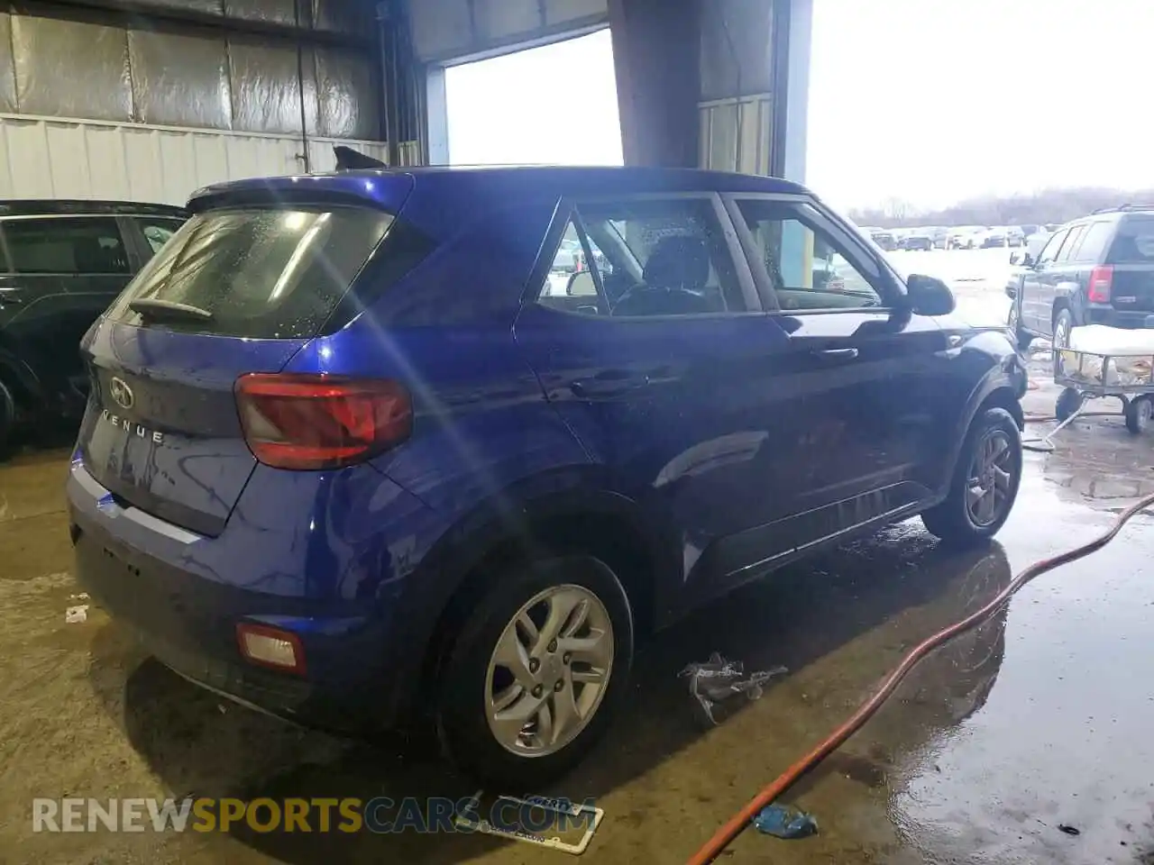 3 Photograph of a damaged car KMHRB8A3XMU078885 HYUNDAI VENUE 2021