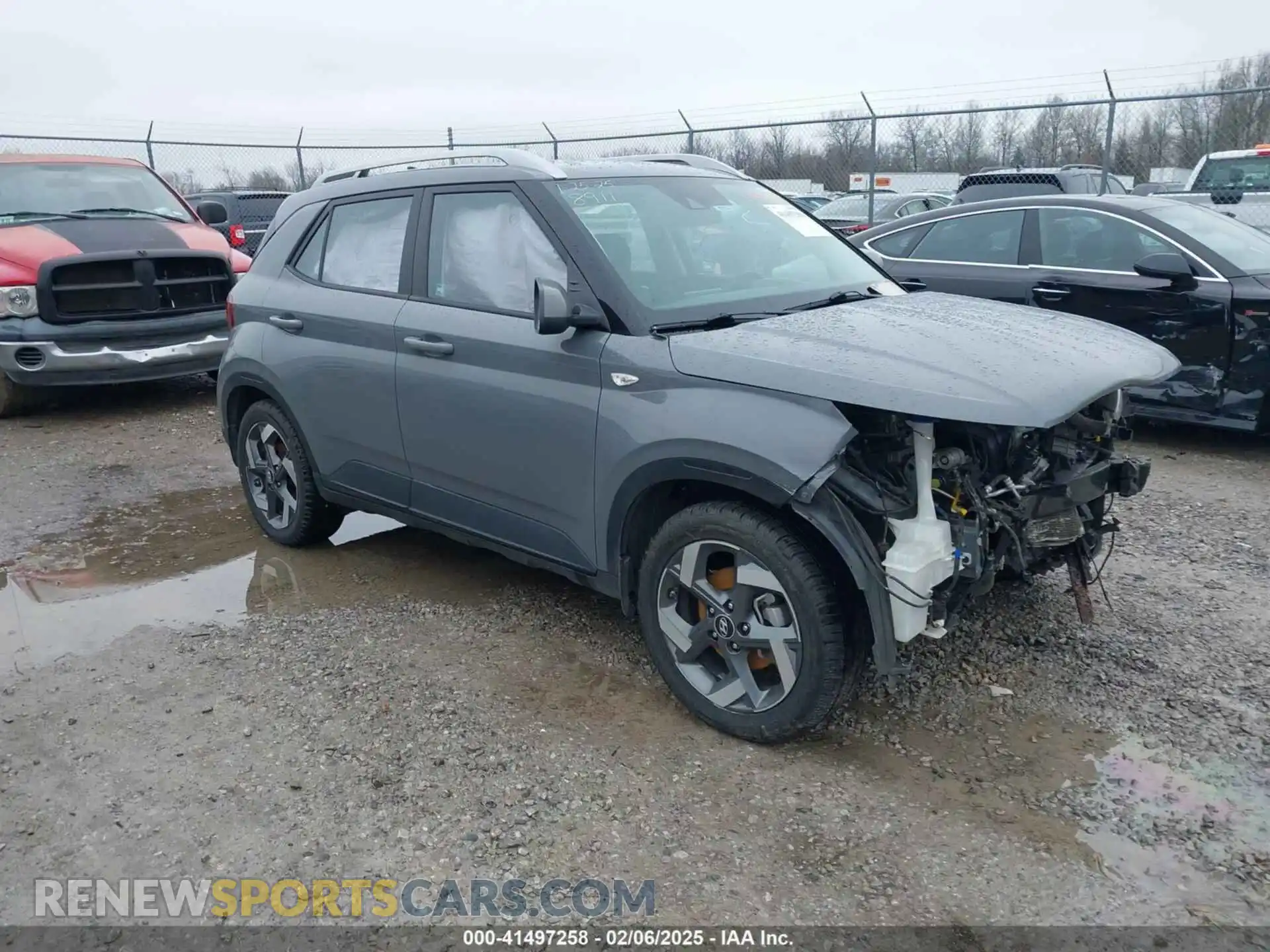 1 Photograph of a damaged car KMHRC8A30MU078911 HYUNDAI VENUE 2021