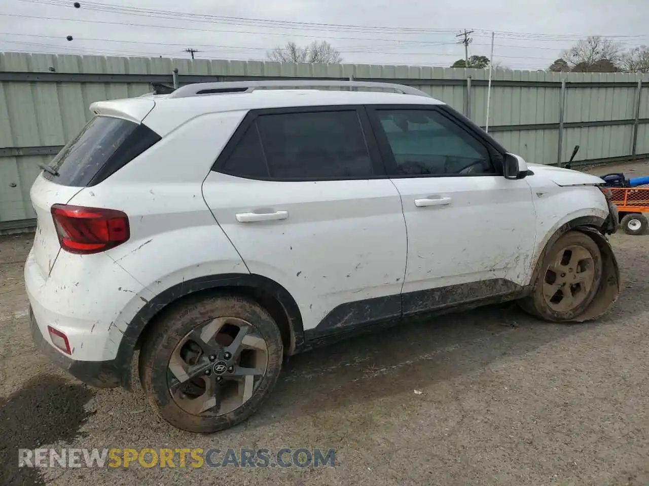 3 Photograph of a damaged car KMHRC8A30MU112295 HYUNDAI VENUE 2021